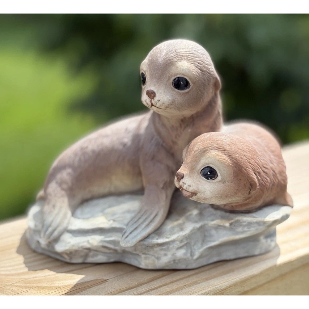 Masterpiece by Homco Baby Seals Figurine 6.5” 1981 Brown Seal Pups Porcelain EUC